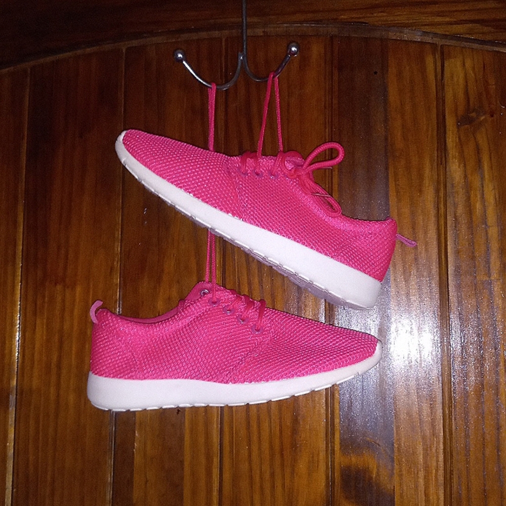 VOLTAGE sneakers
